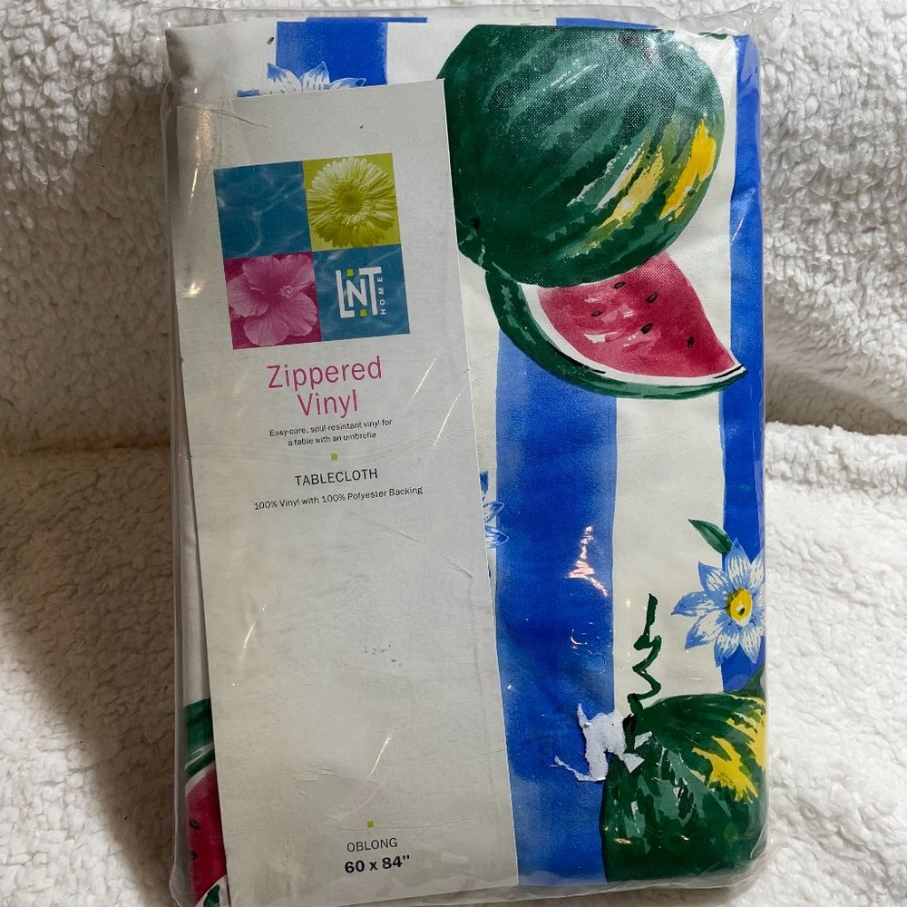 Linens n Things Zippered Vinyl Reusable Tablecloth Oblong 60x84” Watermelon